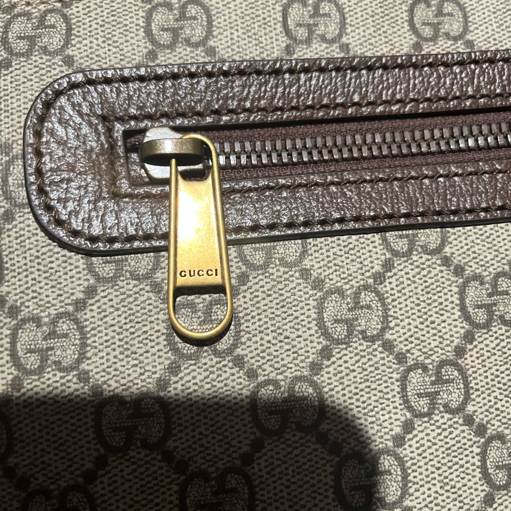 Gucci Beige and Brown Messenger Bag with Green and Red Stripe - Picture 7 of 9